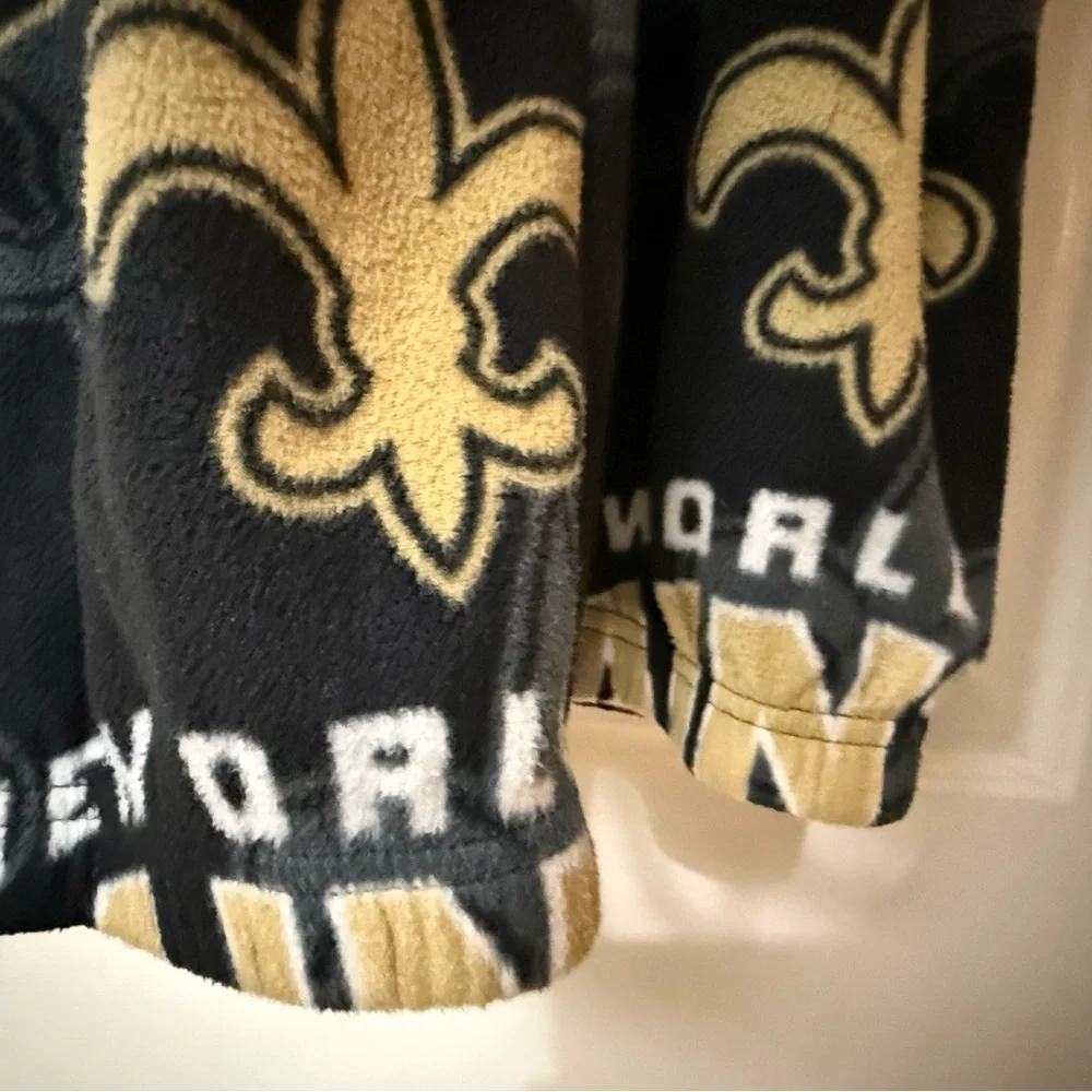 New Orleans Saints NFL Sherpa Lined Hooded Onesie Sleepwear Size L